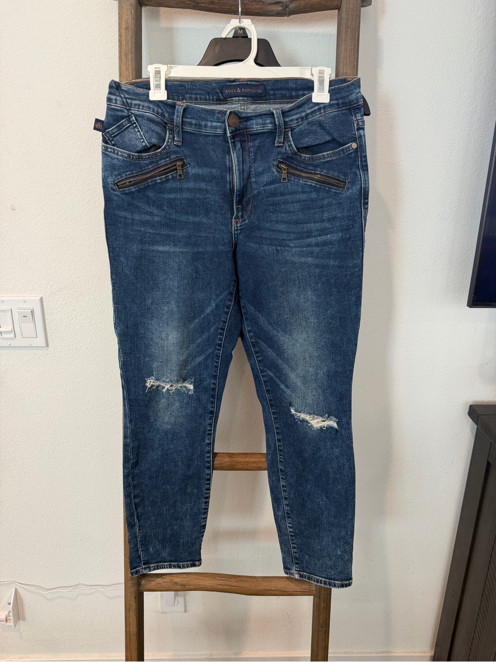 Rock & Republic Dark Blue Distressed Ankle Jeans